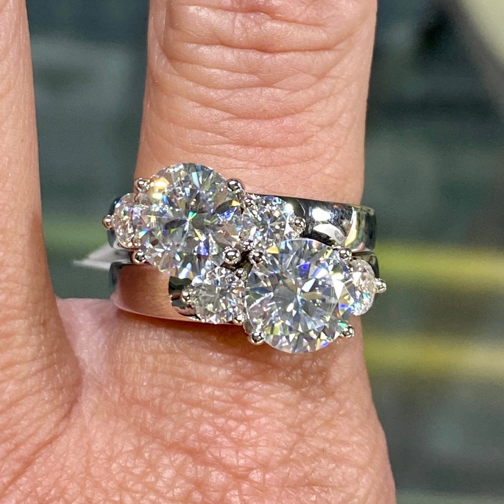 Stunning 6 Carat Moissanite Diamond Ring ~ Bridal Cluster Waterfall Enga…